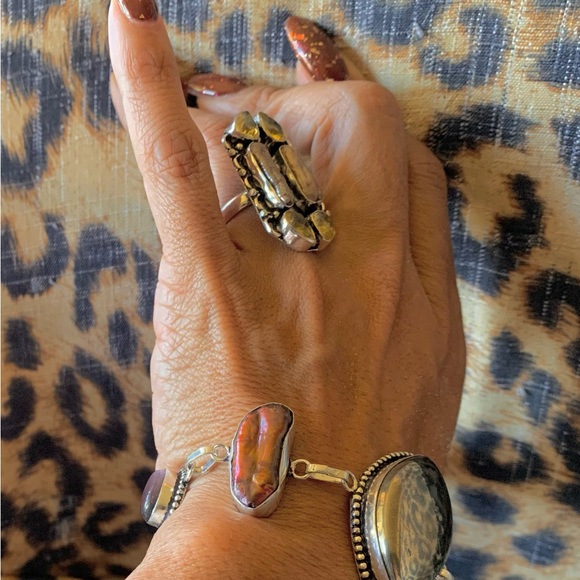 Ornate Silver Vintage Ring and bracelet - Picture 11 of 14